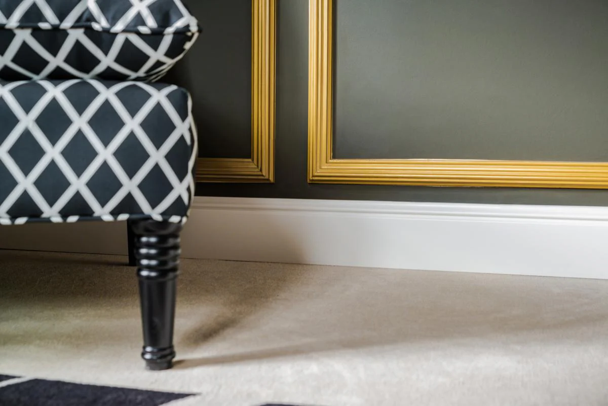 P9040 Cimaise murale Orac Decor - 5x2,5x200 (h x p x L) -  moulure décorative polyuréthane - Image 5