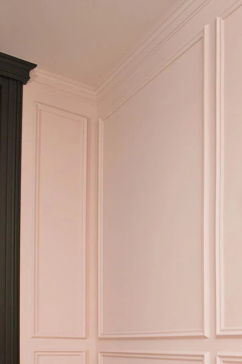 P8030 Cimaise murale Orac Decor - 4x1,5x200cm (h x p x L) - moulure décorative polyuréthane - Image 4